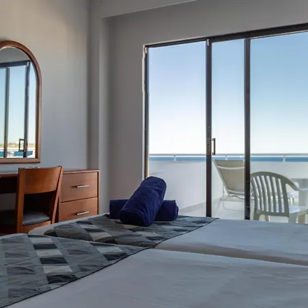R2 Veronica Otel Cala Millor (Mallorca)